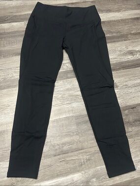 Black High-Rise Women’s Leggings - Comfortable Everyday Fit